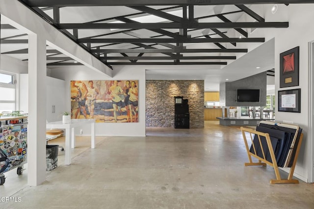 1037 Westridge Dr, Ventura, CA 93003 - interior space featuring a high ceiling and concrete floors