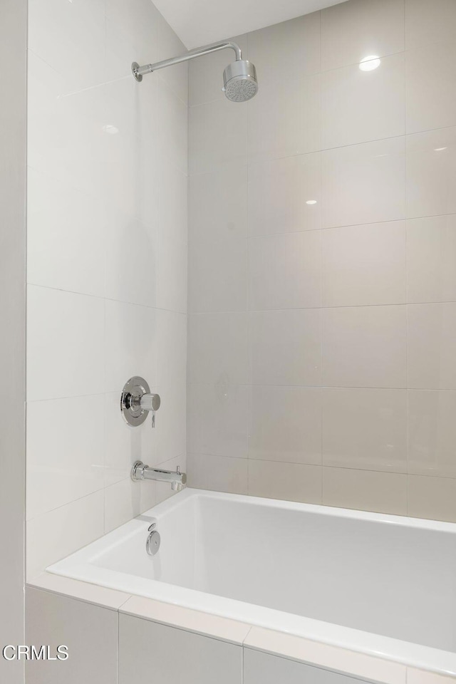1037 Westridge Dr, Ventura, CA 93003 - bathroom featuring shower / bath combination