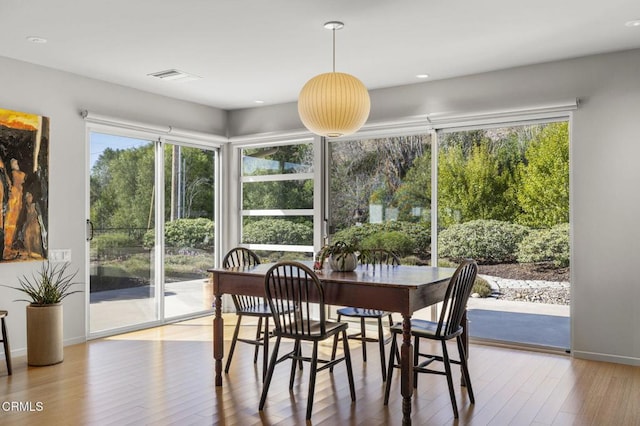 1037 Westridge Dr, Ventura, CA 93003 - dining space with recessed lighting, wood finished floors, visible vents, and baseboards