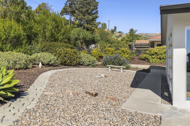 1037 Westridge Dr, Ventura, CA 93003 - view of yard with fence
