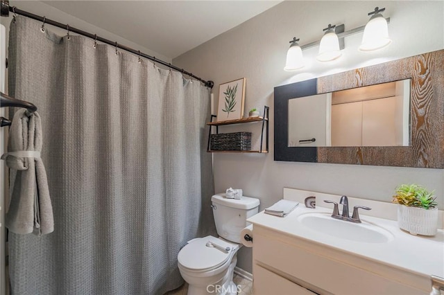 full bathroom with vanity, toilet, and a shower with curtain