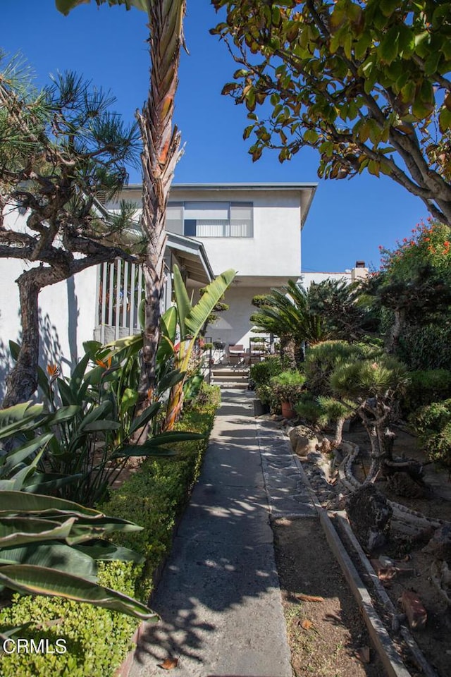 view of front of property with stucco siding