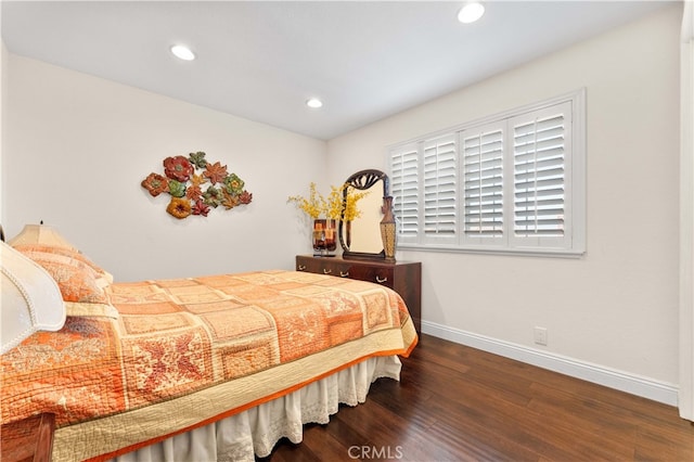 bedroom featuring recessed lighting, wood finished floors, and baseboards