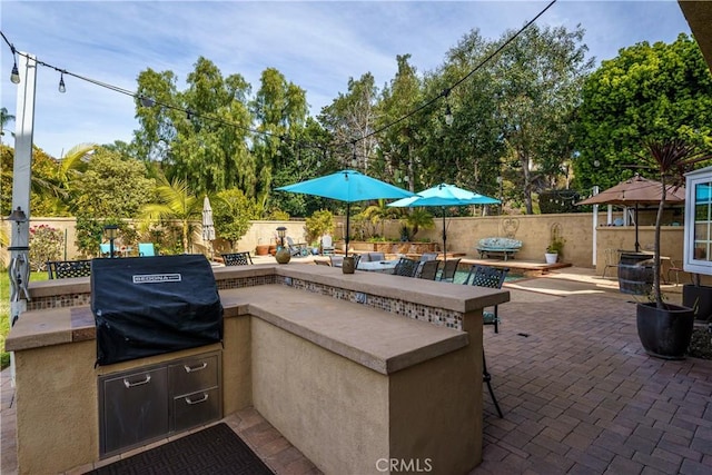23 Landing, Laguna Niguel, CA 92677 - view of patio featuring an outdoor kitchen