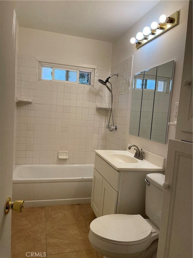 full bath featuring shower / tub combination, plenty of natural light, toilet, and tile patterned floors