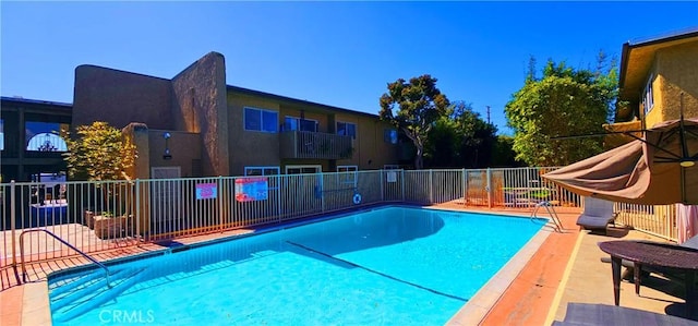 pool featuring fence