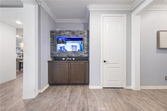 20900 Center St, Riverside, CA 92507 - bar featuring wood finished floors and crown molding