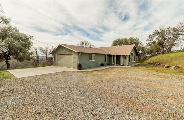47384 Veater Ranch Rd, Coarsegold, CA 93614 - single story home with a garage and concrete driveway