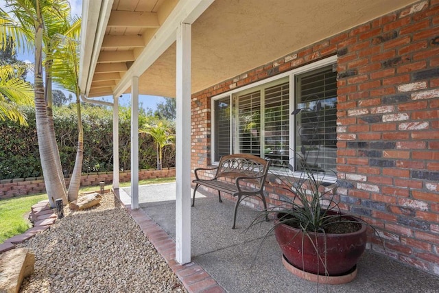 view of patio / terrace with a porch