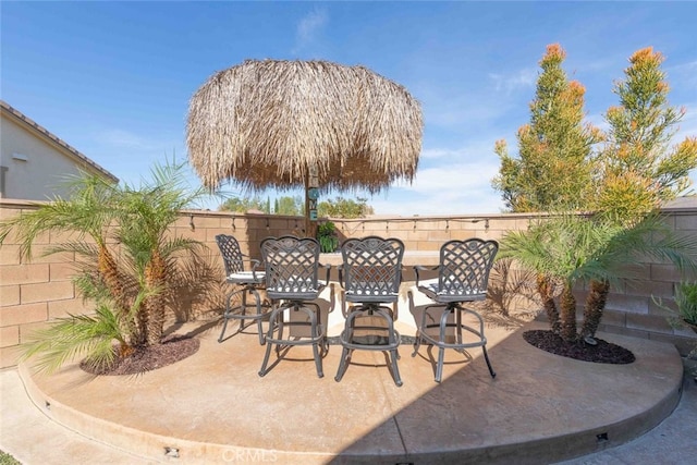 25499 Foxglove Ln, Corona, CA 92883 - view of patio featuring a fenced backyard
