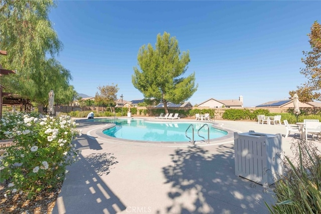 25499 Foxglove Ln, Corona, CA 92883 - pool featuring fence and a patio