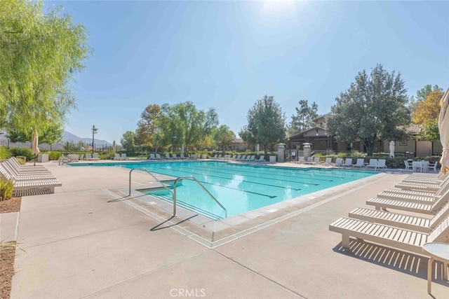 25499 Foxglove Ln, Corona, CA 92883 - pool featuring a patio