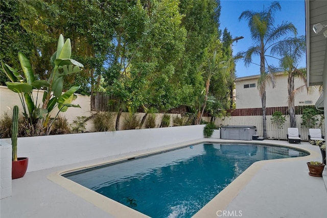 4816 Atoll Ave, Sherman Oaks, CA 91423 - view of swimming pool with a hot tub, a fenced backyard, and a patio area