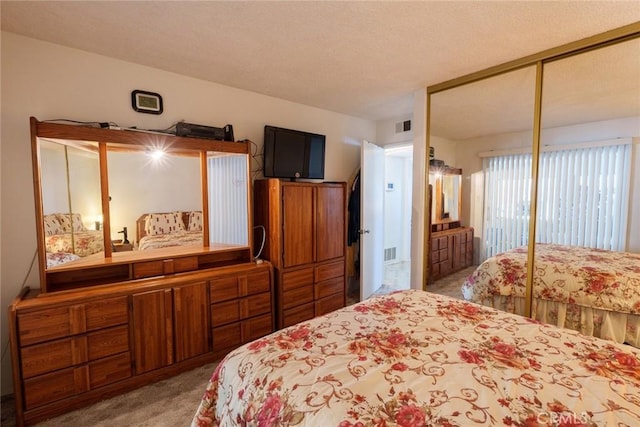 3648 Mira Pacific Dr, Oceanside, CA 92056 - bedroom with carpet, a closet, and visible vents