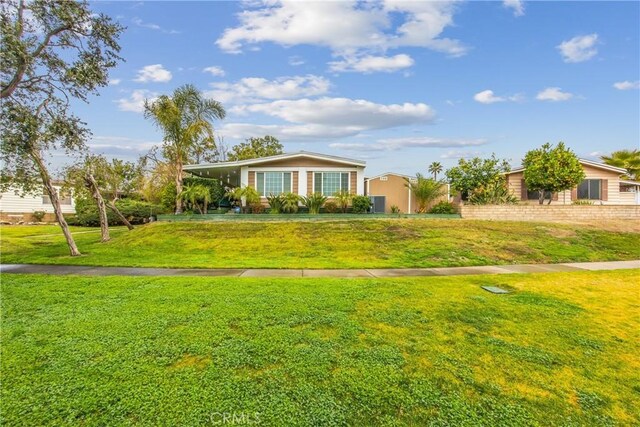 929 E Foothill Unit 161, Upland, CA 91786 - ranch-style house featuring a front yard