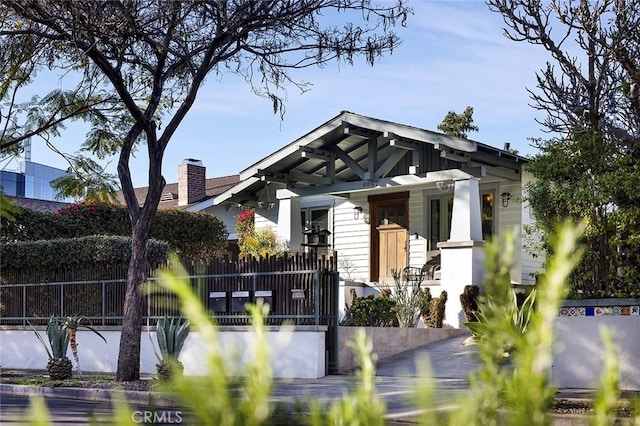 exterior space featuring a fenced front yard