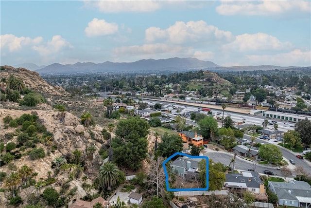 3269 Highcliff Rd, Riverside, CA 92506 - aerial overview of property's location featuring property parcel outlined and mountains
