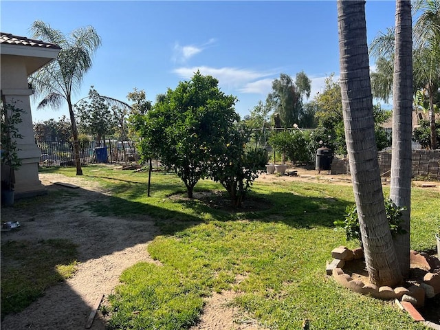 view of yard featuring fence