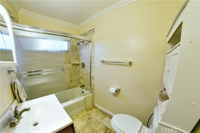 full bath featuring shower / bath combination with glass door, toilet, ornamental molding, vanity, and baseboards