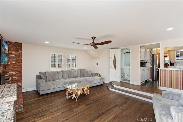 living area featuring dark wood-style floors, recessed lighting, baseboards, and a ceiling fan