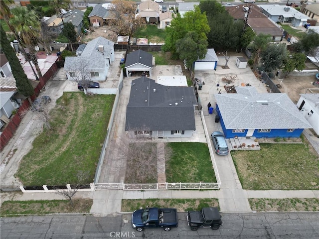 birds eye view of property featuring a residential view