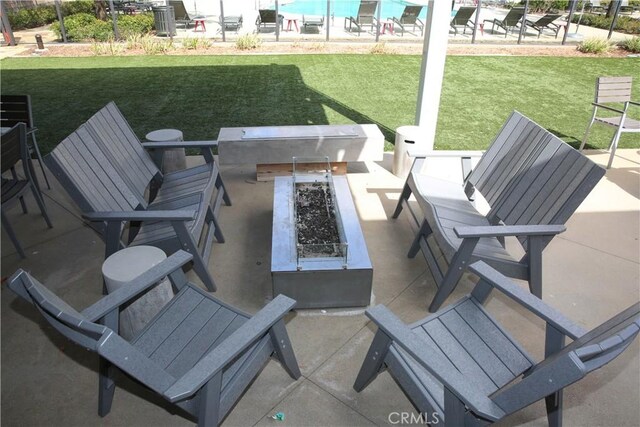 27464 Honeydew Ct, Saugus, CA 91350 - view of patio / terrace