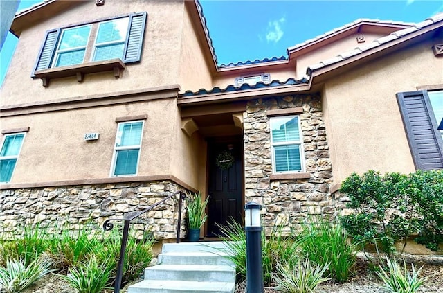 27464 Honeydew Ct, Saugus, CA 91350 - entrance to property with stone siding and stucco siding