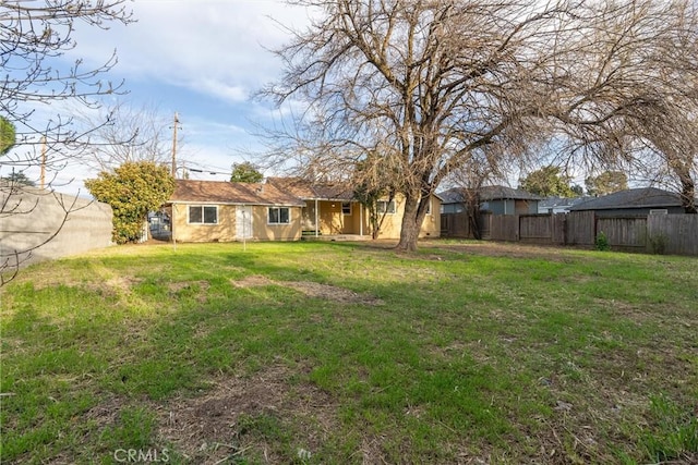 812 Toomes Ave, Corning, CA 96021 - view of yard with fence