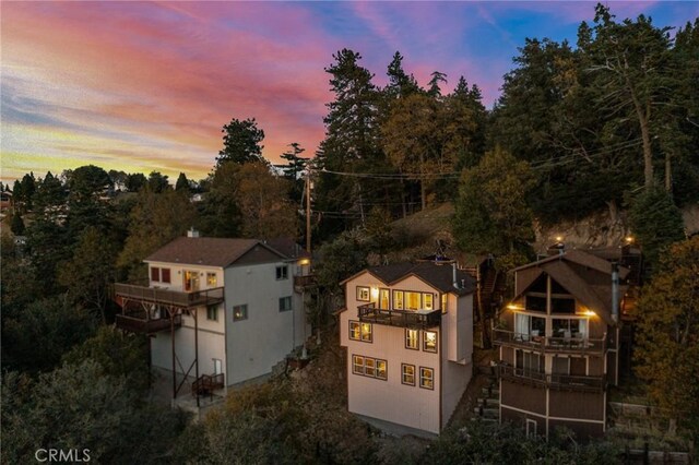 820 Arbula Dr, Crestline, CA 92325 - rear view of property with a balcony