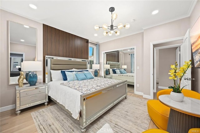 bedroom featuring light wood-style floors, baseboards, ornamental molding, and recessed lighting