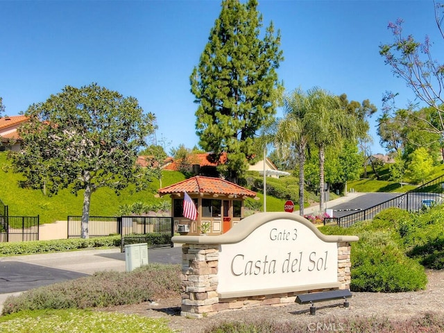 27740 Via Sarasate, Mission Viejo, CA 92692 - view of community / neighborhood sign