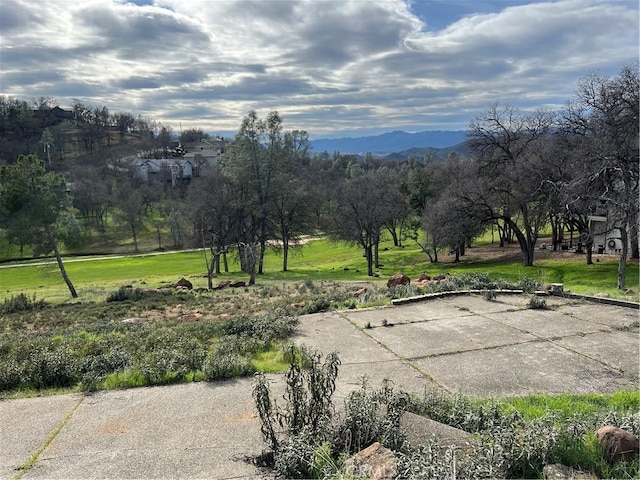 20073 Powder Horn Rd, Hidden Valley Lake, CA 95467