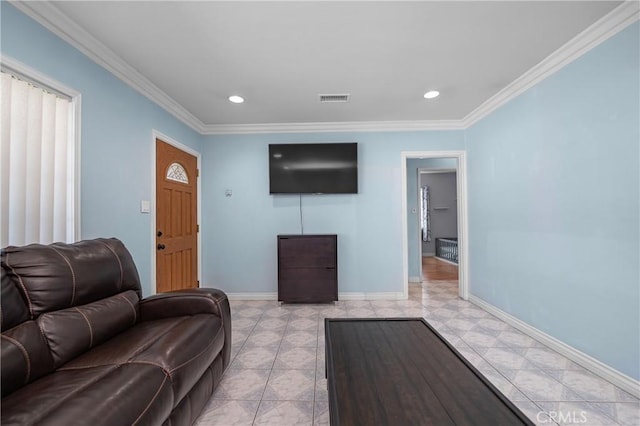 living area featuring ornamental molding, recessed lighting, visible vents, and baseboards