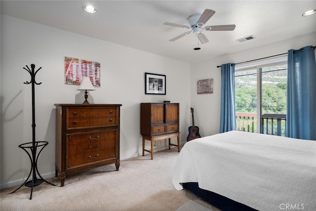 bedroom featuring light carpet, baseboards, visible vents, and recessed lighting