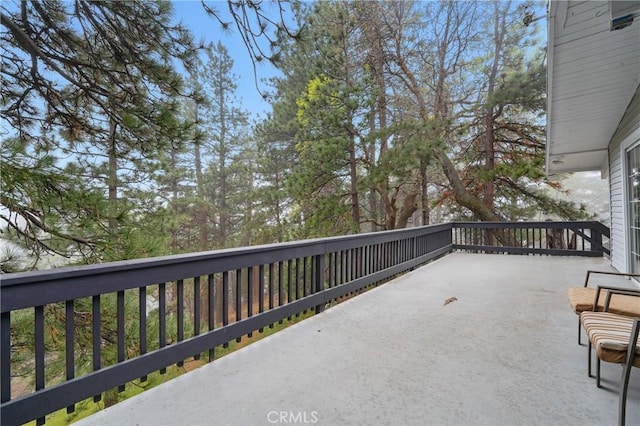 30919 Valley Oak Dr, Running Springs, CA 92382 - view of patio / terrace