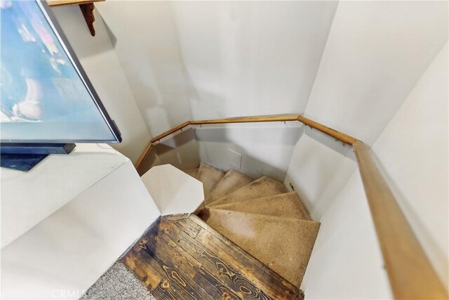 30919 Valley Oak Dr, Running Springs, CA 92382 - view of staircase