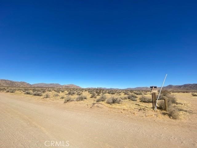 Listing photo 3 for 0 Waalew Rd, Lucerne Valley CA 92356