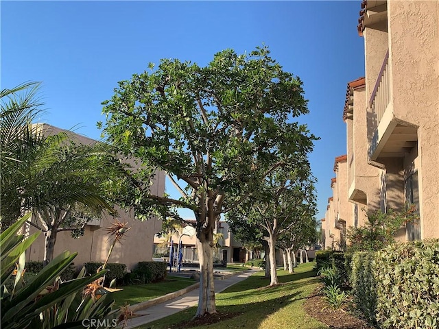 700 W La Veta # A4, Orange, CA 92868 - view of community with a lawn