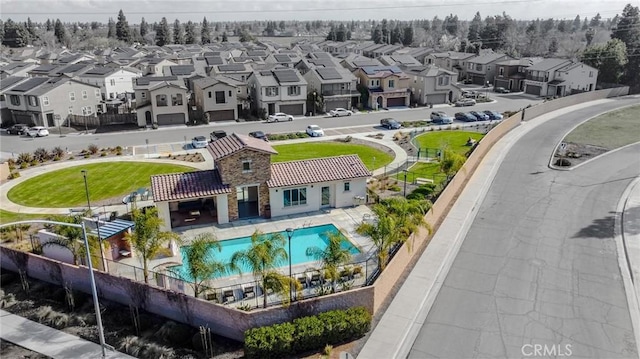 bird's eye view with a residential view