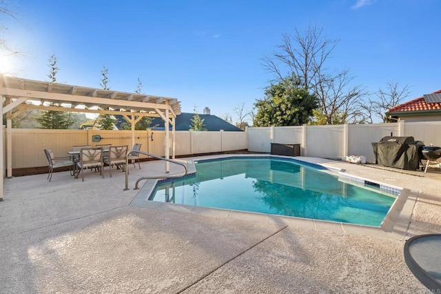 view of swimming pool featuring a fenced in pool, a patio, a fenced backyard, a pergola, and outdoor dining space