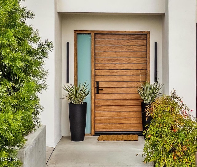 1868 Kaweah Dr, Pasadena, CA 91105 - view of exterior entry with stucco siding