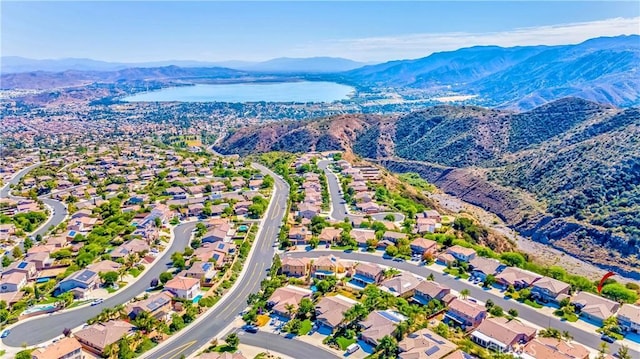 birds eye view of property featuring a residential view and a mountain view