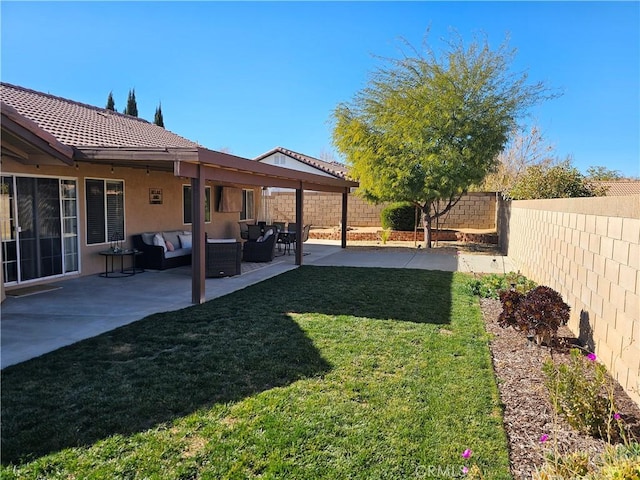 view of yard featuring a fenced backyard, an outdoor living space, central AC, and a patio