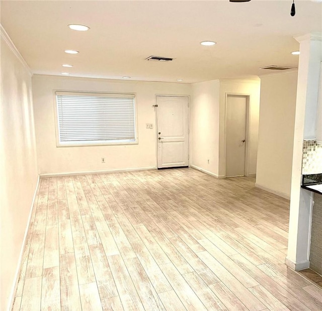 20146 Cohasset St Unit 15, Winnetka, CA 91306 - empty room featuring ornamental molding, light wood-style flooring, recessed lighting, baseboards, and a ceiling fan