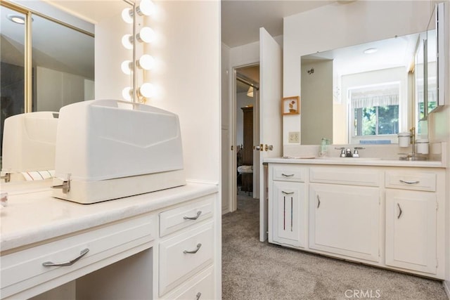 660 Avenida Sevilla Unit P, Laguna Woods, CA 92637 - full bath featuring vanity