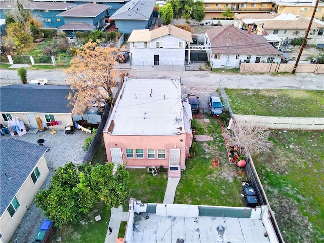 birds eye view of property featuring a residential view