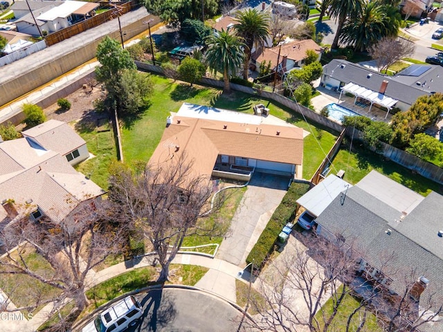 birds eye view of property featuring a residential view