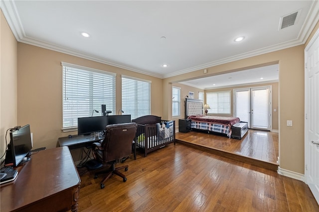 2514 Bulrush Cir, Corona, CA 92882 - bedroom with wood-type flooring, multiple windows, baseboards, a desk, and crown molding