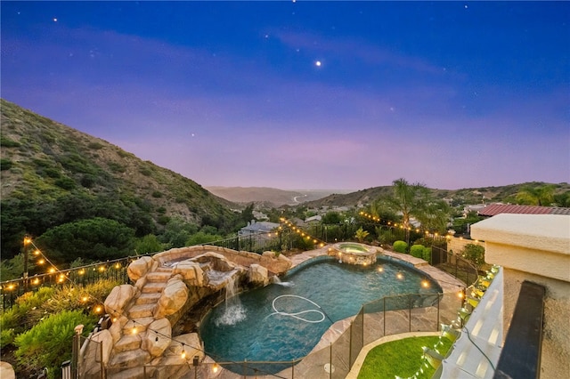 2514 Bulrush Cir, Corona, CA 92882 - view of swimming pool featuring a mountain view and a pool with connected hot tub