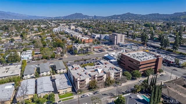 bird's eye view featuring a mountain view